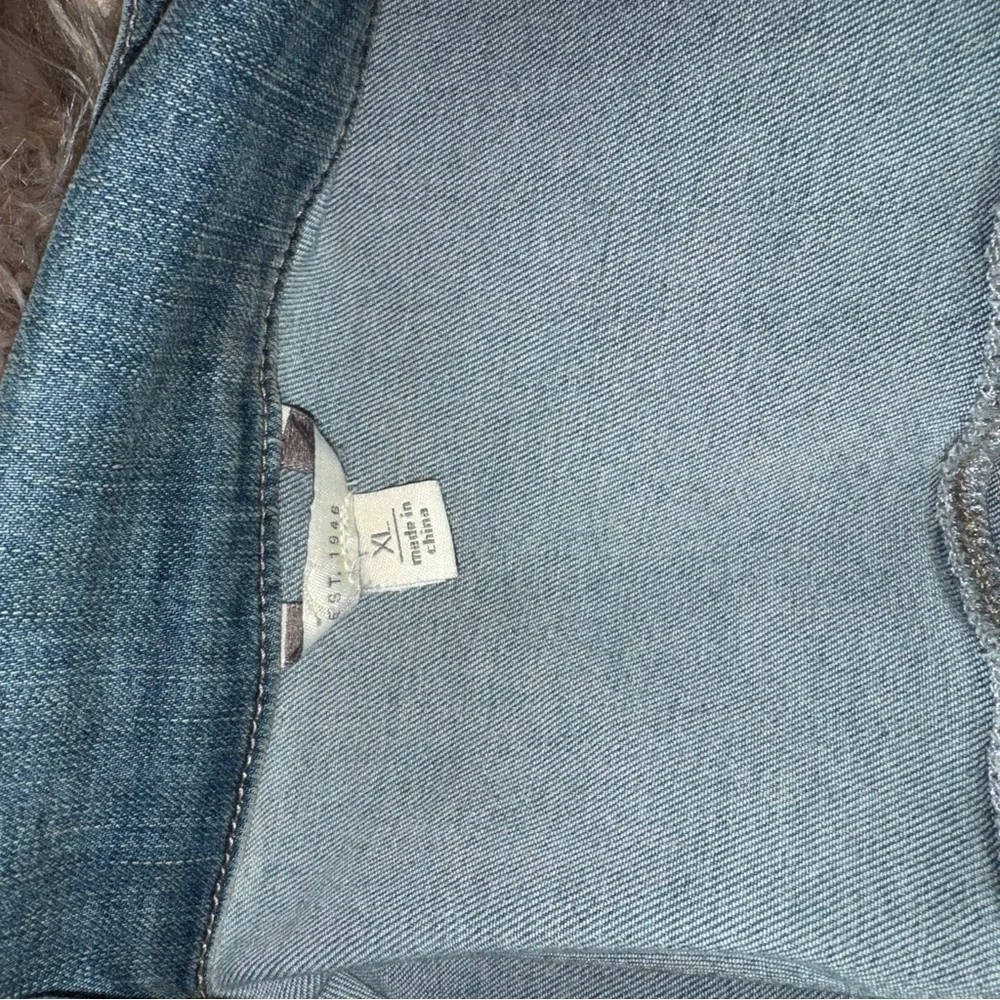 Cato est 1946 Classic Jean Jacket- Distressed Blue- Soft Denim- XL 16/18 Stretch - Picture 8 of 10